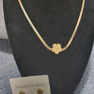 stainless steel elegant necklace